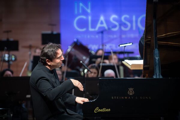 Brilliant and Cheerful Mozart